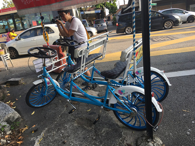 マレーシア 4人乗り自転車で爆走できる世界遺産の街 まんぷく